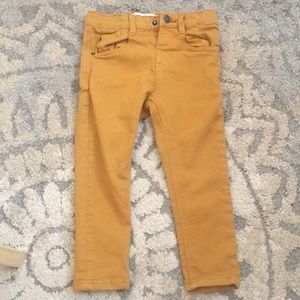 Zara Jeans
